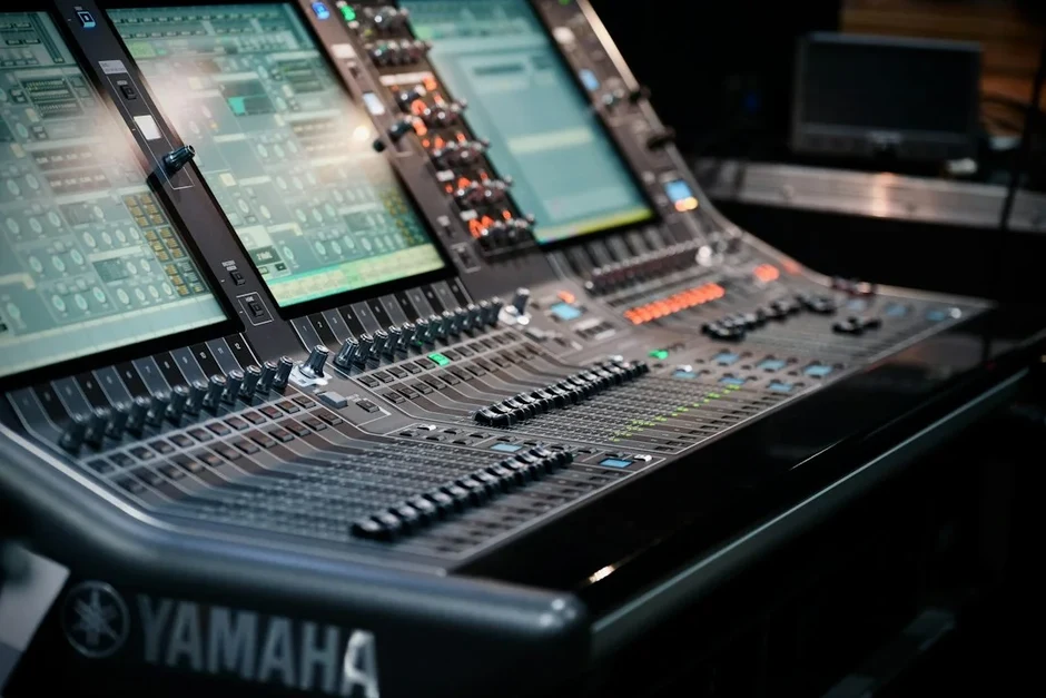 Consoles et interfaces audio